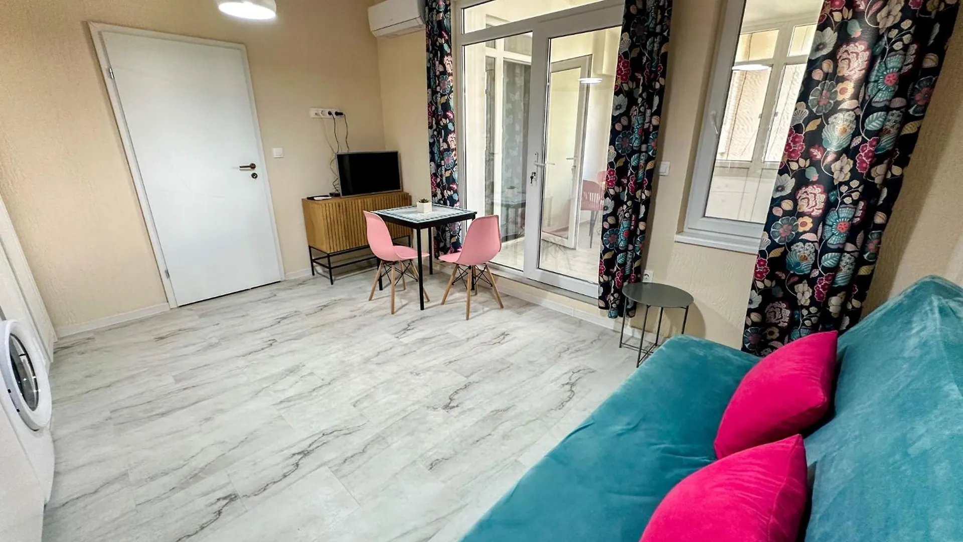 Flamingo Top Center Apartment Varna Bulgaria